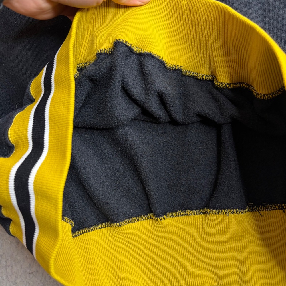 70S Vintage Russell Athletic Georgia Tech Sweatshirt XL Black Gold V-Neck NCAA - Picture 4 of 7